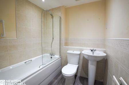 2 bedroom Flat for sale in Mill Bridge Close, Retford, DN22