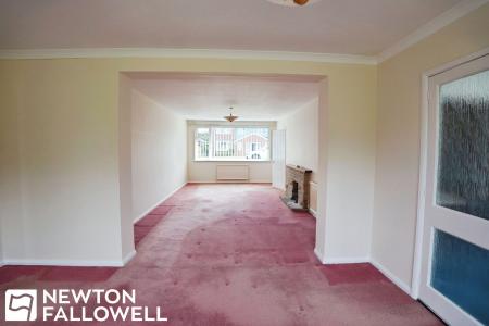 2 bedroom Detached bungalow for sale in St. Stephens Road, Retford, DN22
