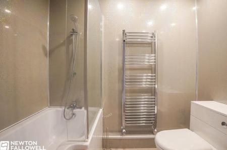 2 bedroom Terraced House to let in Station Road, Retford, DN22
