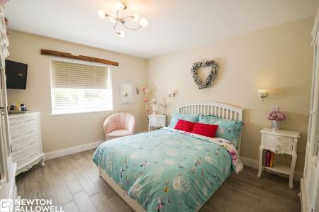 3 bedroom Detached bungalow for sale in East End Court, Rampton, DN22