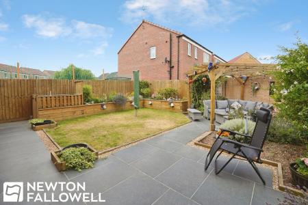 4 bedroom Detached house for sale in Black Hereford Way, Retford, DN22