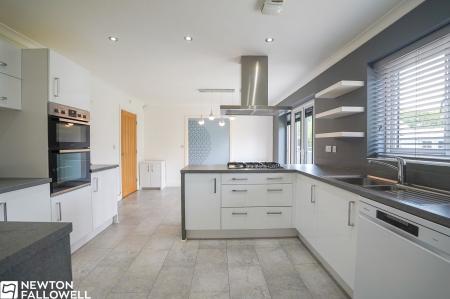 4 bedroom Detached house for sale in Bacopa Drive, Retford, DN22