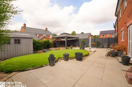4 bedroom Detached house for sale in Bacopa Drive, Retford, DN22
