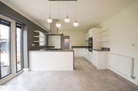 4 bedroom Detached house for sale in Bacopa Drive, Retford, DN22