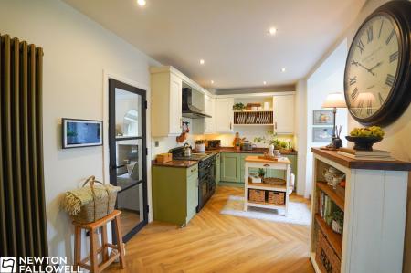3 bedroom Semi-detached house for sale in Old Blyth Road, Ranby, DN22