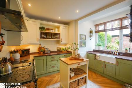3 bedroom Semi-detached house for sale in Old Blyth Road, Ranby, DN22