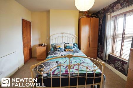 2 bedroom Terraced House for sale in Thrumpton Lane, Retford, DN22
