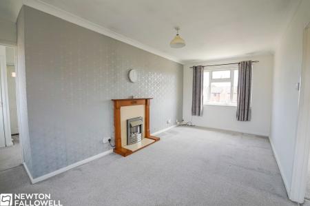 2 bedroom Flat to let in Ollerton Road, Retford, DN22