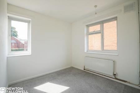 2 bedroom Flat to let in Ollerton Road, Retford, DN22