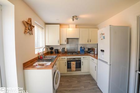 2 bedroom Semi-detached house for sale in Black Hereford Way, Retford, DN22