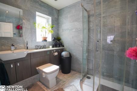 3 bedroom Semi-detached house for sale in Milnercroft, Retford, DN22