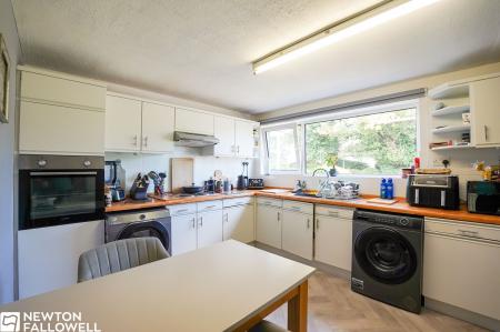 3 bedroom Semi-detached house for sale in Smeath Lane, Clarborough, DN22