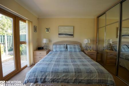 2 bedroom Detached bungalow for sale in Hospital Road, Retford, DN22