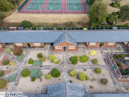 2 bedroom Detached bungalow for sale in Hospital Road, Retford, DN22