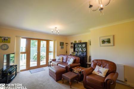 2 bedroom Detached bungalow for sale in Hospital Road, Retford, DN22