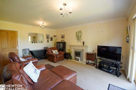 2 bedroom Detached bungalow for sale in Hospital Road, Retford, DN22