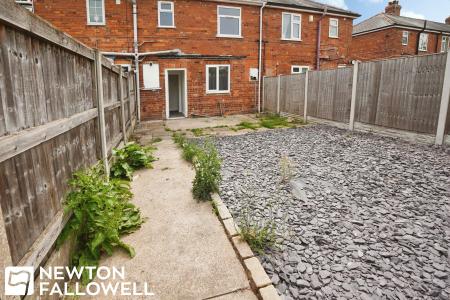 3 bedroom Terraced House for sale in High Street, Retford, DN22