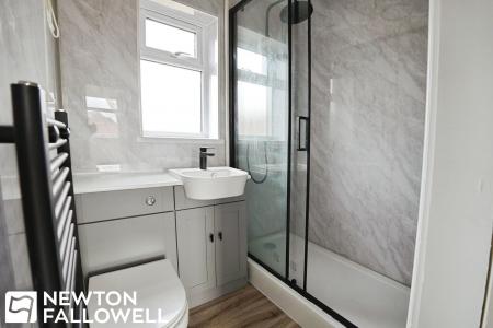 3 bedroom Terraced House for sale in High Street, Retford, DN22