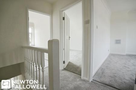 3 bedroom Terraced House for sale in High Street, Retford, DN22