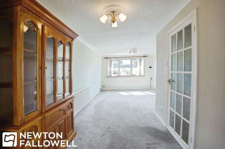 3 bedroom Semi-detached house for sale in Avon Rise, Retford, DN22