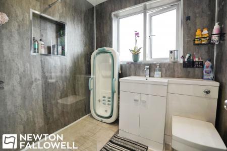 3 bedroom Link detached house for sale in Woodbeck Rise, Retford, DN22