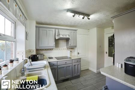 4 bedroom Detached house for sale in Eden Court, Retford, DN22