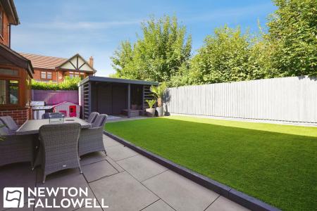 4 bedroom Detached house for sale in Laurel Grove, Retford, DN22
