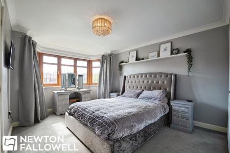 4 bedroom Detached house for sale in Laurel Grove, Retford, DN22