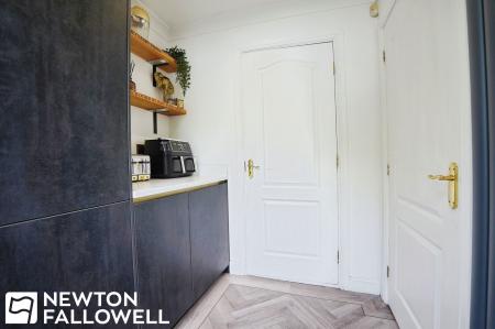 4 bedroom Detached house for sale in Laurel Grove, Retford, DN22