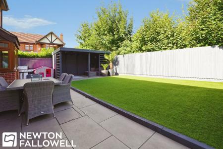 4 bedroom Detached house for sale in Laurel Grove, Retford, DN22