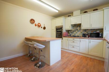 2 bedroom Detached bungalow for sale in Hospital Road, Retford, DN22