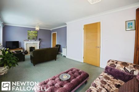 3 bedroom Detached house for sale in Darrel Road, Retford, DN22