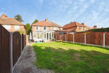 3 bedroom Semi-detached house for sale in Ordsall Park Road, Retford, DN22