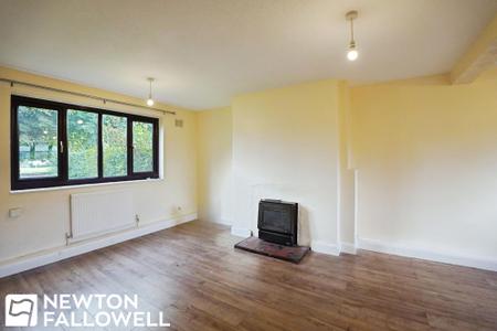 3 bedroom Semi-detached house for sale in Dendy Drive, Woodbeck, DN22