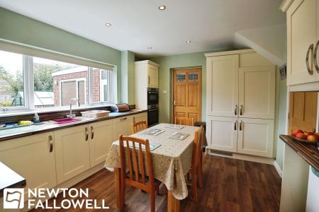 3 bedroom Detached house for sale in Haddon Road, Retford, DN22
