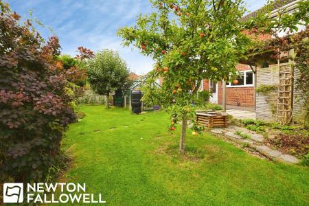 3 bedroom Detached house for sale in Haddon Road, Retford, DN22