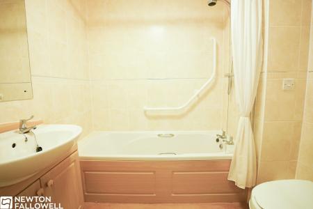 1 bedroom Retirement property to let in Charter Court, Retford, DN22