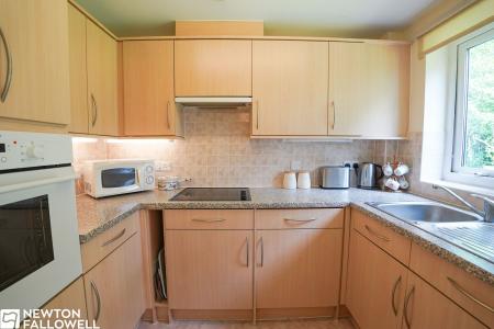 1 bedroom Retirement property to let in Charter Court, Retford, DN22