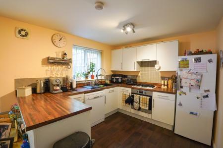 3 bedroom Detached house for sale in Crofters View, Retford, DN22