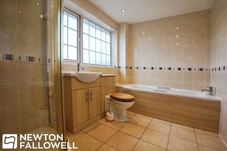 4 bedroom Detached house for sale in Bramcote Drive, Retford, DN22