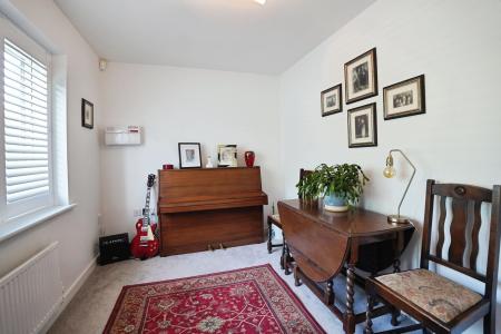 4 bedroom Detached house for sale in Blue Albion Street, Retford, DN22
