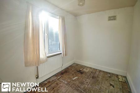 3 bedroom Semi-detached house for sale in Northfield Way, Retford, DN22
