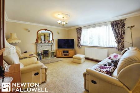 4 bedroom Detached house for sale in Bolham Lane, Retford, DN22