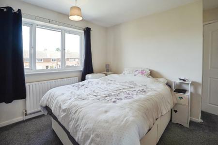3 bedroom Semi-detached house for sale in The Oval, Retford, DN22