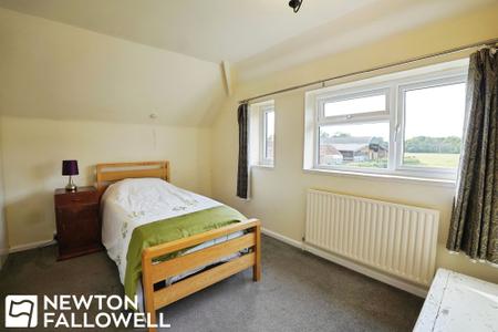 3 bedroom Semi-detached house for sale in Haughton, Retford, DN22