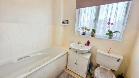 3 bedroom Detached house for sale in Bede Close, Quarrington, NG34