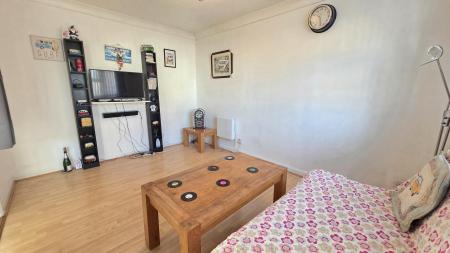 2 bedroom Terraced House for sale in Birthorpe Road, Billingborough, NG34