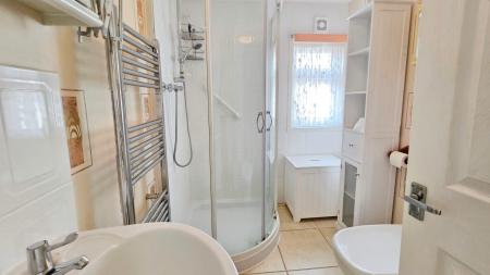 2 bedroom Park home for sale in Braemar Residential Park, Kirkby Green, Lincoln, LN4