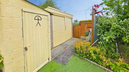 2 bedroom Park home for sale in Braemar Residential Park, Kirkby Green, Lincoln, LN4