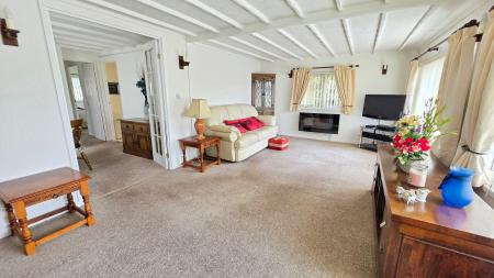 2 bedroom Park home for sale in Braemar Residential Park, Kirkby Green, Lincoln, LN4